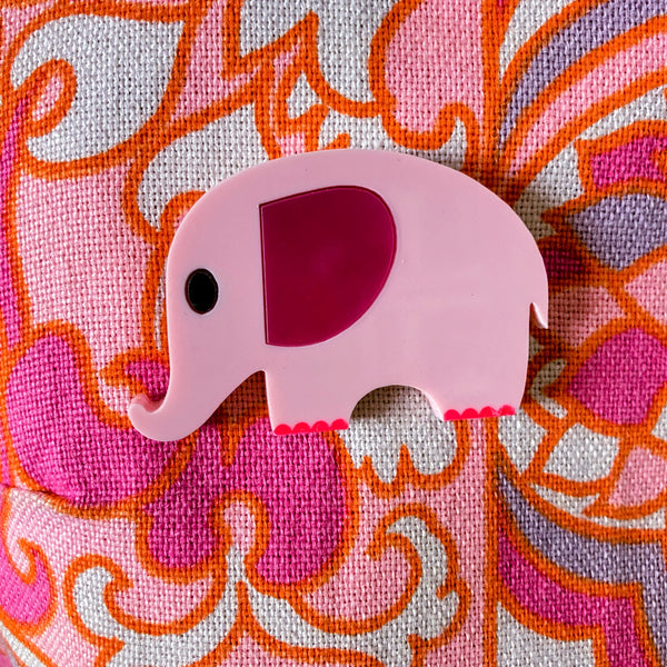 ELEPHANT Acrylic Brooch 🐘🐘