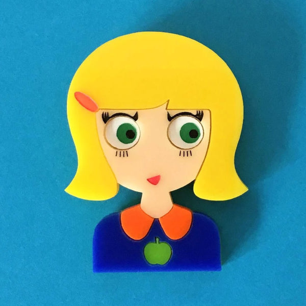 ZOE Acrylic Brooch, A Cute Blonde Girl with Green Eyes 🍏 - Isa Duval