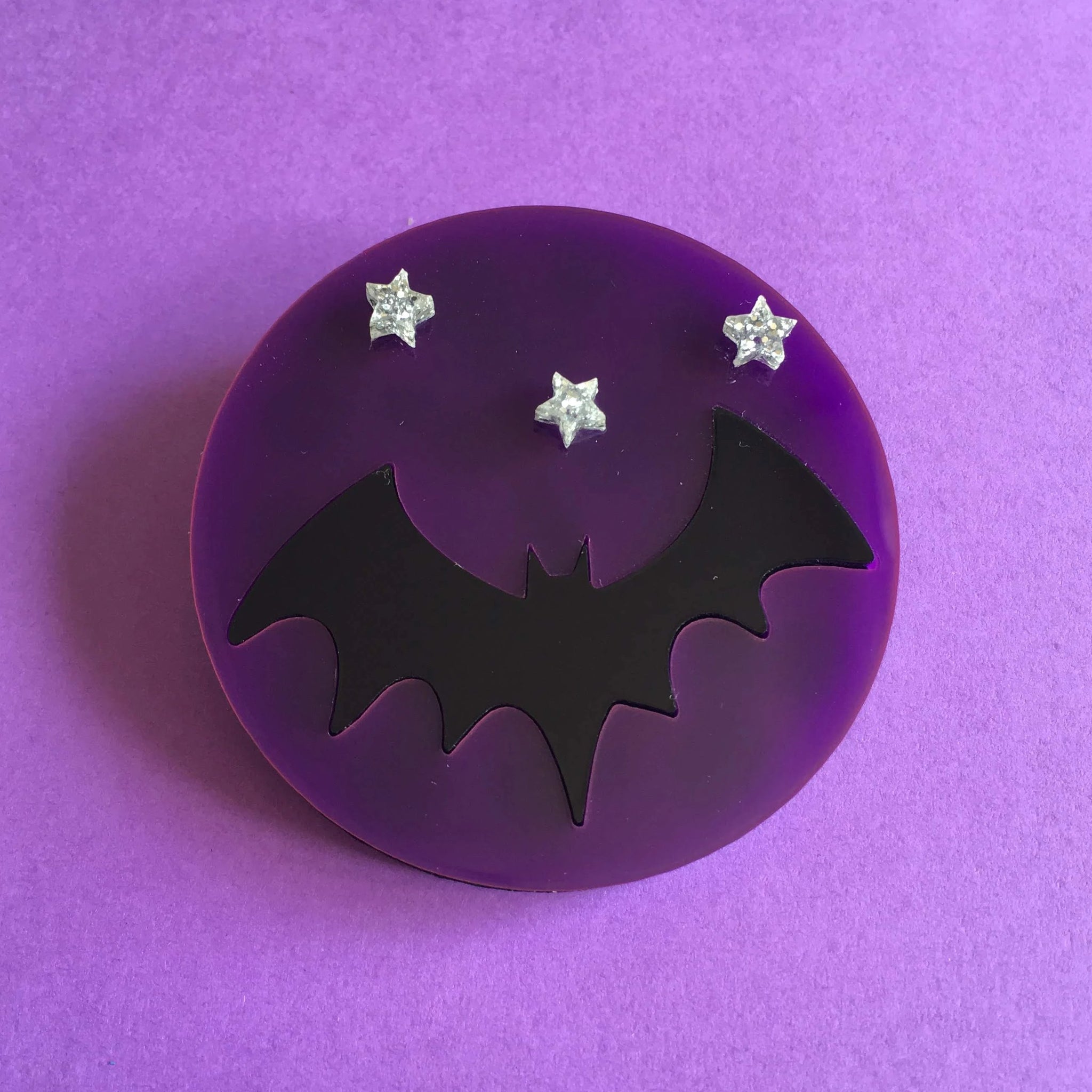 HALLOWEEN NIGHT Acrylic Brooch 🦇 🌚 ⭐️ - Isa Duval